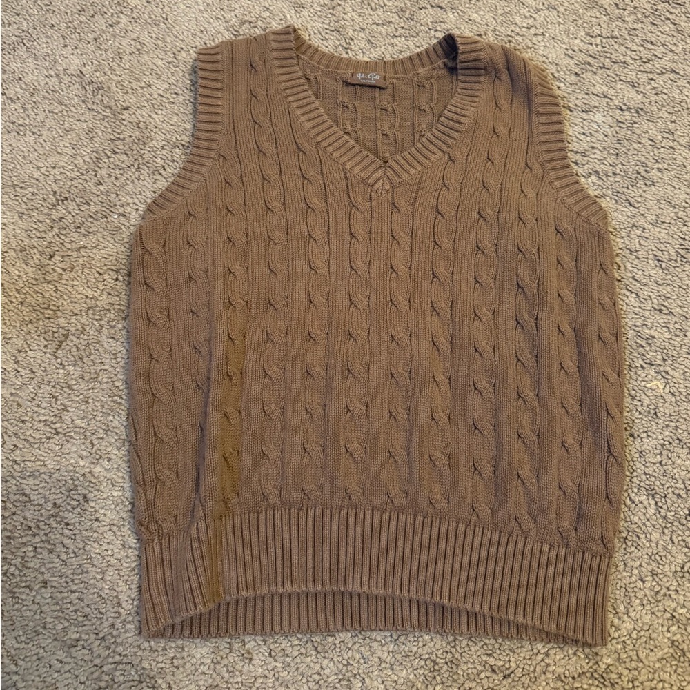 Brandy Melville cropped sweater tank too